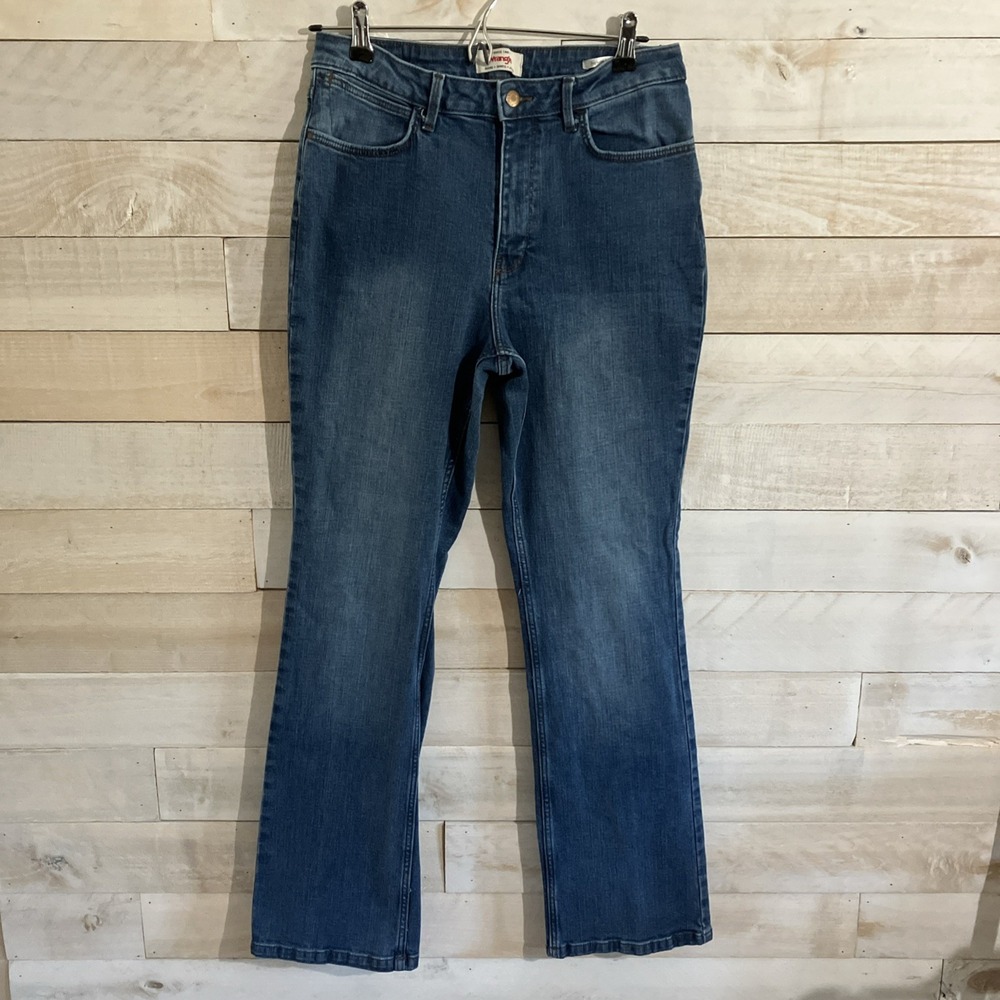 WRANGLER 'HIGH-RISE BOLD BOOT' JEANS IN BLUE WASH Size 10